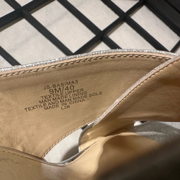 Nwt...Jessica Simpson basima silver cork platforms - Picture 7 of 7